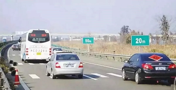 1559548817810300.jpg 640.webp (23).jpg