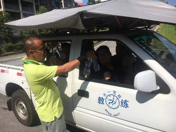 1565054333968168.jpg 640.webp (9).jpg