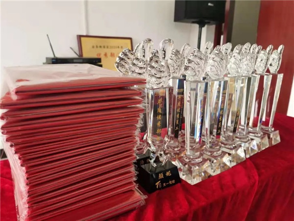 1611539705759087.jpg 640.webp (1).jpg